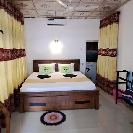 Kavidi Villa Home Stay Tangalle Room photo